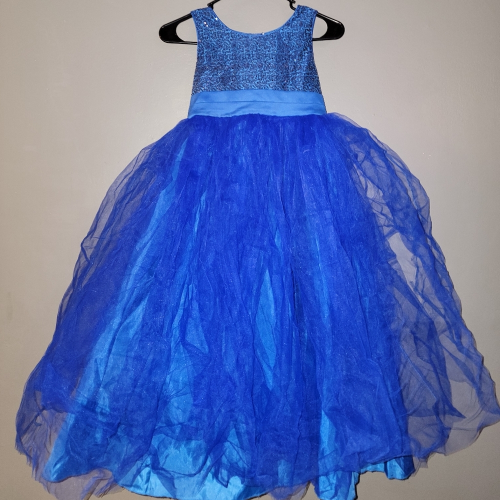 Beautiful blue dress